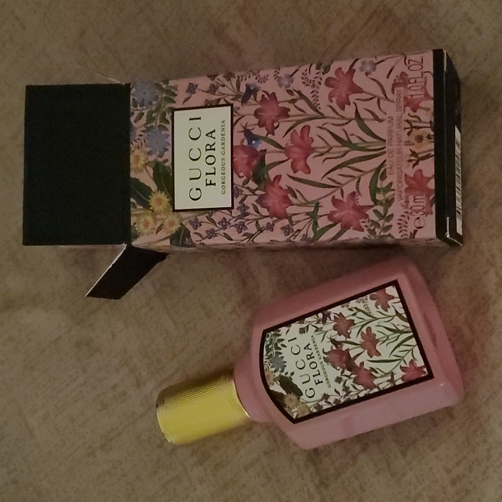 Gucci Flora Gorgeous Gardenia 30ml EDP